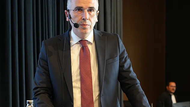 Perçin açıkladı: 17 milyar TL'lik borç 6 milyar TL'ye düştü