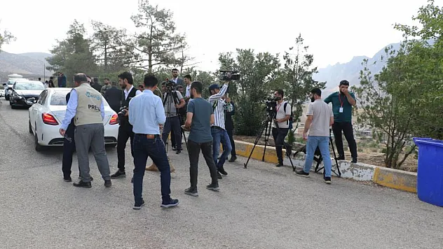 PKK'nın silah bırakacağı eyleme basının ilgisi yoğun