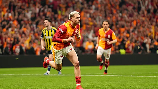 RAMS Park'ta tarihi an: Galatasaray'dan 25 yıl sonra Fenerbahçe'ye penaltı golü
