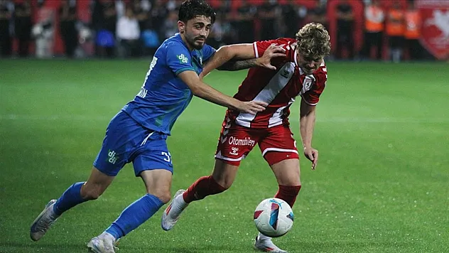 Rizespor ilk yarıyı önde kapattı