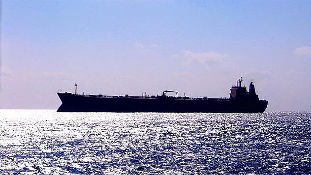 Rusya'dan Gürcistan'a ayçiçek yağı götüren tanker saldırıya uğradı