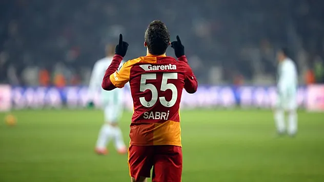 Sabri Sarıoğlu nereli? Türk futbolunun unutulmaz isminin kökeni merak ediliyor