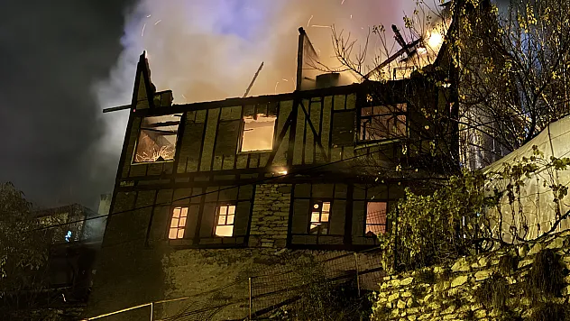 Safranbolu'da Yangın: 150 Yıllık Tarihi Konak Küle Döndü