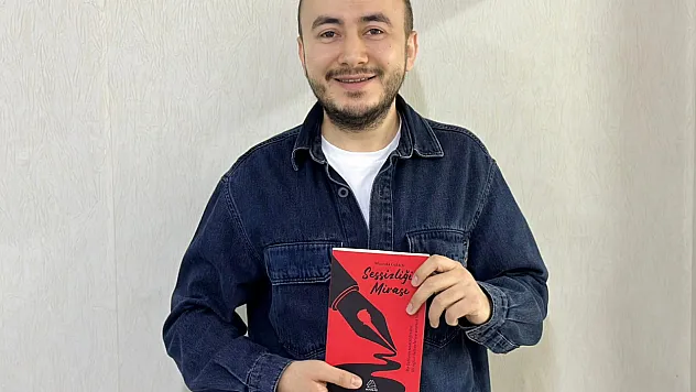 Sağlık çalışanının nöbette başlayan yazarlık yolculuğu kitaba dönüştü