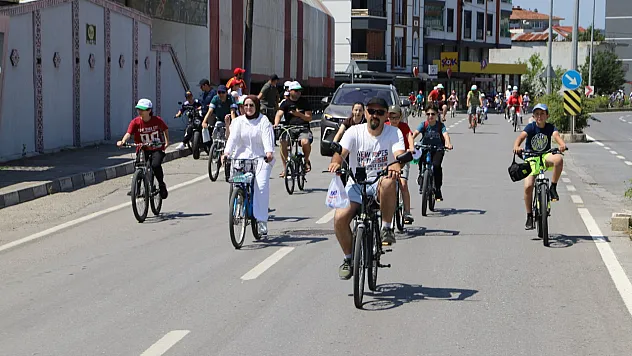'Sağlık için bisiklet' temalı bisiklet gezisi