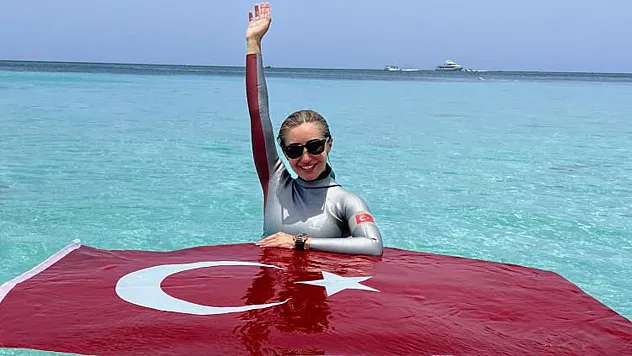 Şahika Ercümen'den iki altın madalya