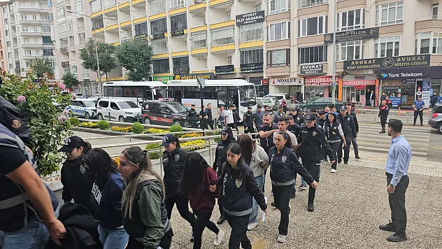 Sahte noter villasına operasyon: 4 ilde 18 şüpheli yakalandı