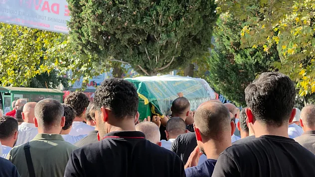 Sakarya'da otomobilin çarptığı genç kız hayatını kaybetti