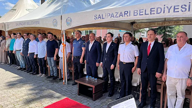 Salıpazarı halk eğitimi merkezi kursiyerlerinin el emeği ürünleri sergilendi