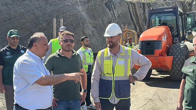 Salıpazarı İçme ve Sulama Barajı inşaatında çalışmalar sürüyor