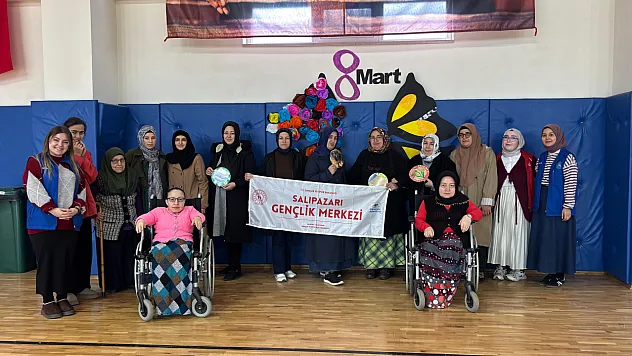 Salıpazarı'nda 8 Mart coşkusu: Kadınlar spor ve sanat etkinliklerinde buluştu