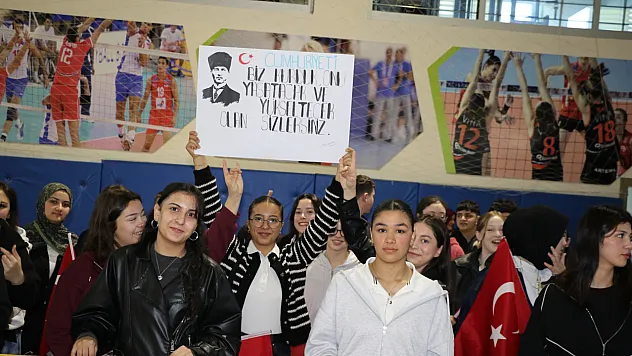 Salıpazarı'nda Cumhuriyet Bayramı'nın 103. yıl dönümü coşkuyla kutlandı