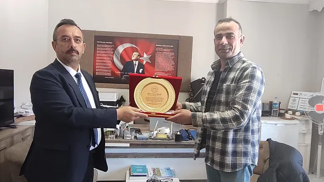 Salıpazarı YEG derneğinde görev değişimi