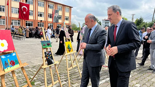 Salıpazarın'da anlamlı sergi