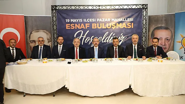 Samsun 19 Mayıs'ta AK Parti'den esnaf buluşması: Mehmet Muş ve Halit Doğan esnafı dinledi