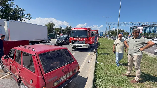 Samsun Atakum'da iki aracın çarpıştığı kazada 2'si çocuk 3 kişi yaralandı
