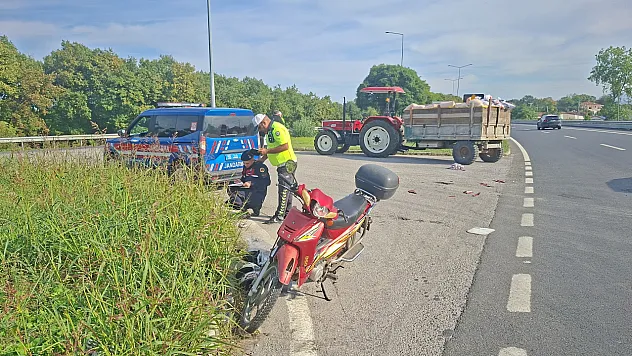 Samsun Bafra'da kaza: Traktörle çarpışan motosiklet sürücüsü yaralandı