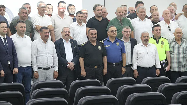 Samsun Çarşamba'da Şoförlere Güvenli Trafik ve Asayiş Semineri