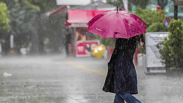 Samsun'da 23 Nisan coşkusu yağmura teslim