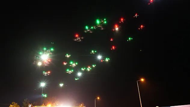Samsun'da 50 dronla gökyüzünde görsel şölen