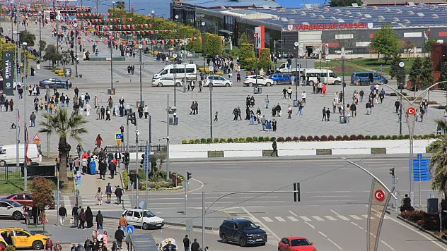 Samsun'da Aile Yapısı Değişiyor: Hanehalkı Sayısı Son 17 Yılda Sert Düştü