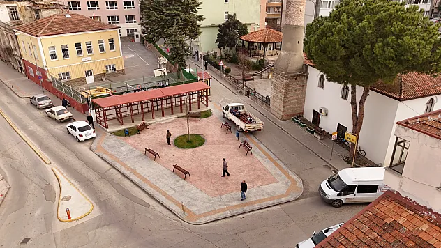 Samsun'da ayakkabı boyacıları için modern lostra alanı yapılıyor