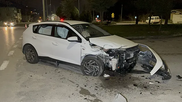 Samsun'da aynı kavşakta 9 yıl arayla ikinci kaza: 2 yaralı