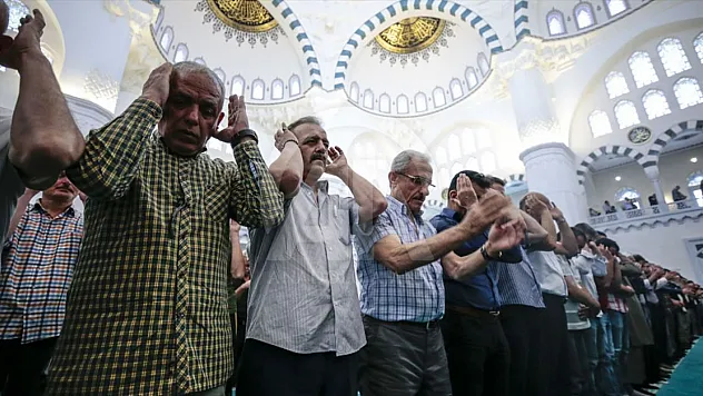 Samsun'da bayram namazı saat kaçta kılınacak?