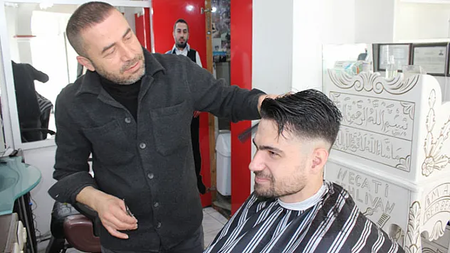 Samsun'da Berberler 26 yıl sonra Pazar günü açık olacak