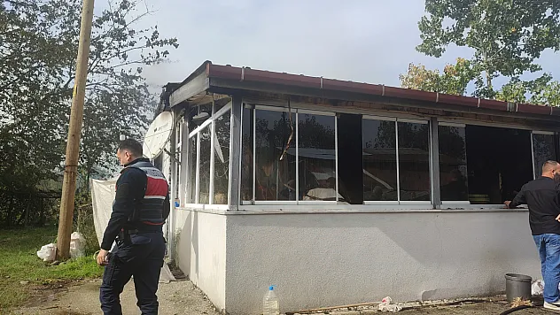 Samsun'da çıkan yangında müstakil ev kullanılamaz hale geldi
