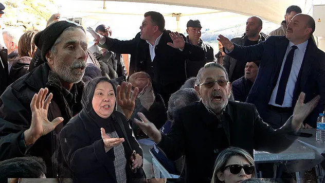 Samsun'da çöp tesisinin ÇED toplantısında gergin anlar
