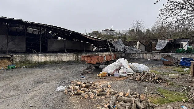 Samsun'da depo yangını söndürüldü