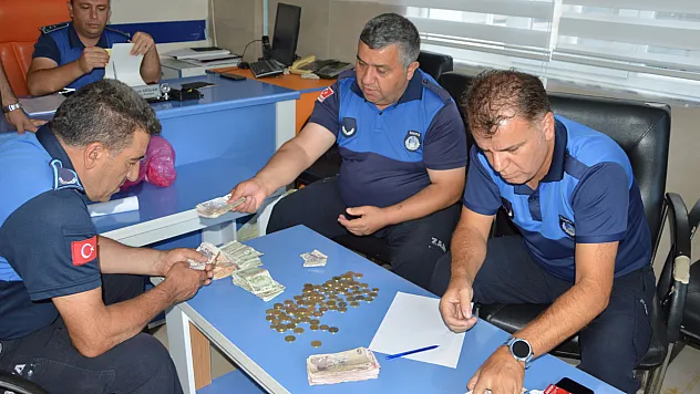 Samsun'da dilenci operasyonu : 5 bin 40 lira bulundu