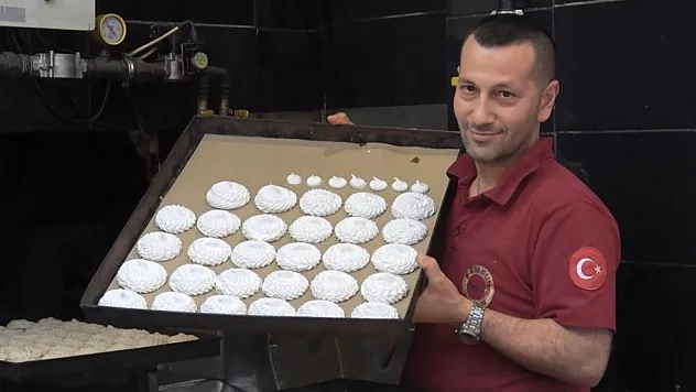Samsun'da iftar sofralarının vazgeçilmesi Atom tatlısı