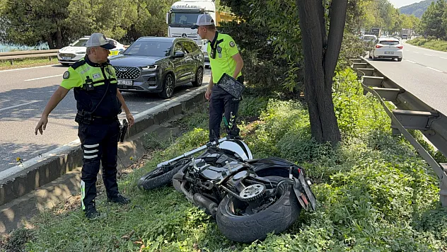 Samsun'da kamyona arkadan çarpan motosikletteki 2 kişi yaralandı