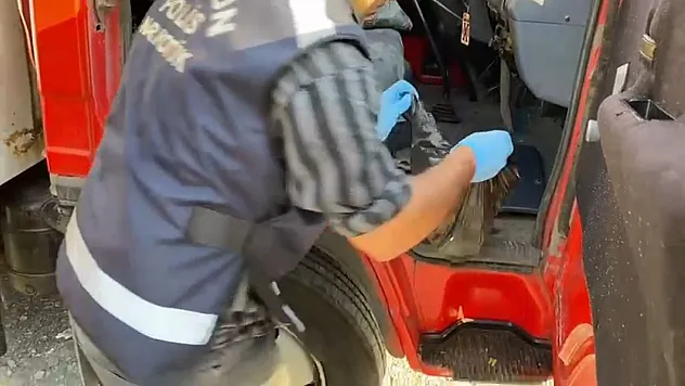 Samsun'da Kamyonette uyuşturucu operasyonu