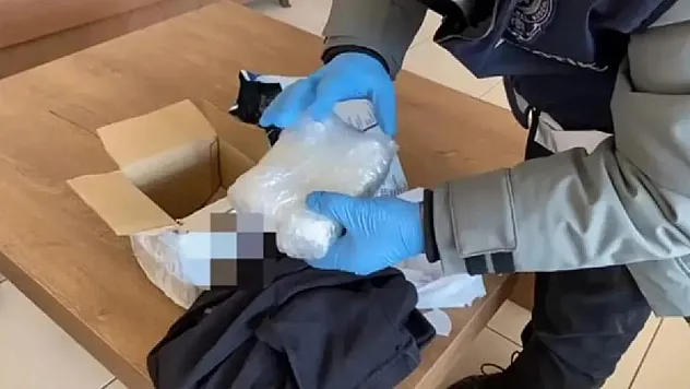 Kargo poketinden hapise: 16 yıl