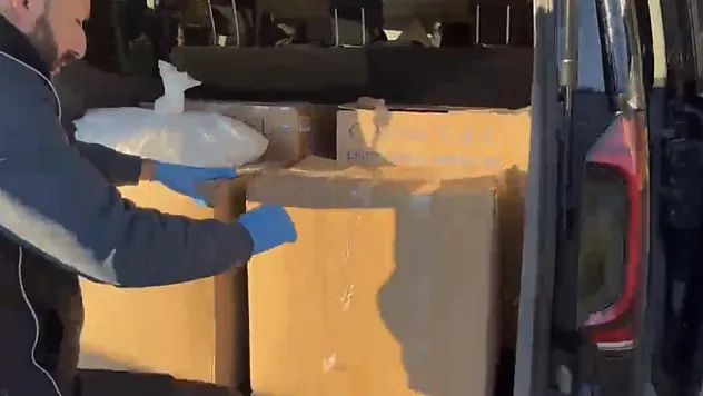 Samsun'da kiralık araçtan 225 bin uyuşturucu hap çıktı