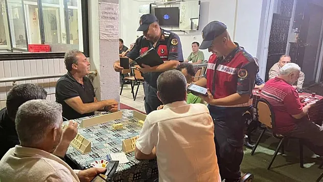Samsun'da kumar oynayan 5 kişiye 58 bin 20 lira ceza