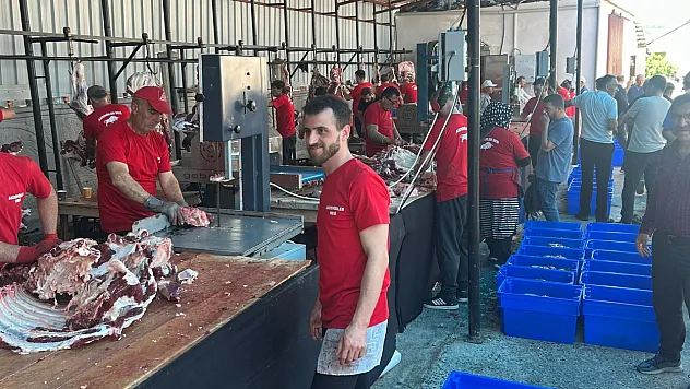 Samsun'da kurban kesim yerlerine sıkı markaj! Ekipler bayramda da durmuyor