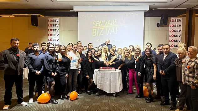 Samsun'da LÖSEV gönüllük haftasında ödül programı düzenledi