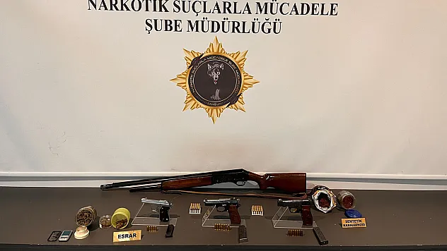 Samsun'da narkotik ekiplerinden baskın