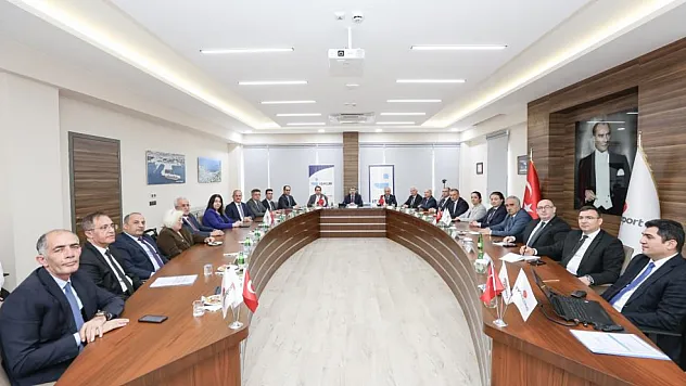 Samsun'da nitelikli iş gücü ihtiyacı değerlendirildi
