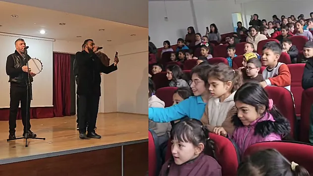 Samsun'da öğrenciler 'Hu der Allah' ilahisi ile coştu