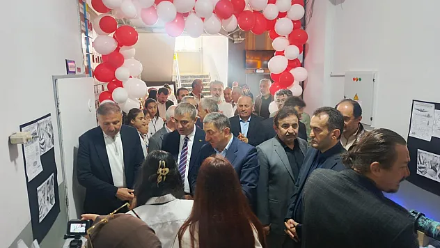 Samsun'da öğrencilerin yaptığı savunma sistemi maketleri ilgi gördü