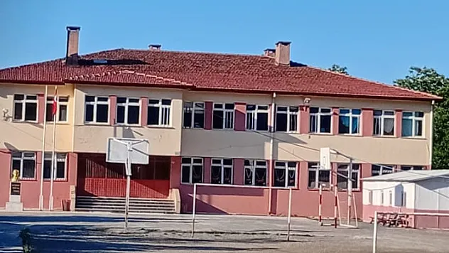 Samsun'da Ortaokul Krizi: Öğrenci Sayısı Yetersizliği Tartışma Yarattı