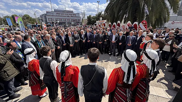 Samsun'da Rizeliler Derneği coşkuyla açıldı