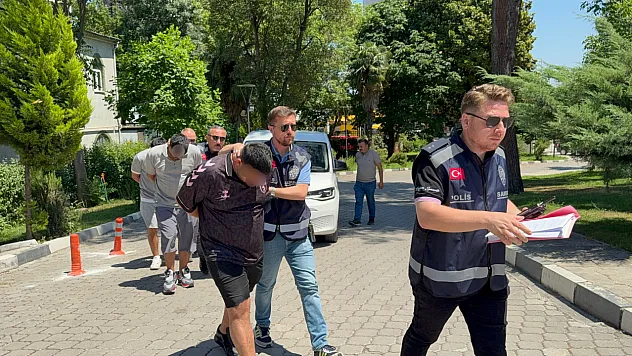 Samsun'da Silahlı Kavga: 3 Yaralı, 3 Şüpheli Adliyede