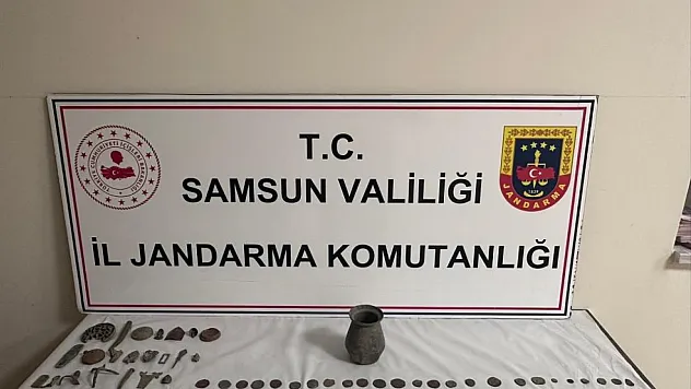 Samsun'da tarihi eser operasyonu: 102 sikke, 34 obje ele geçirildi