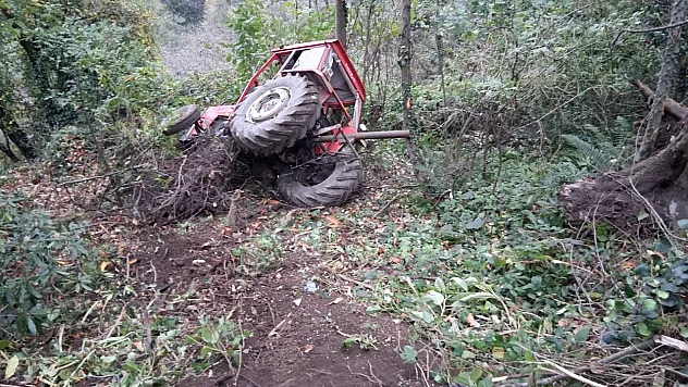 Samsun'da traktör devrildi